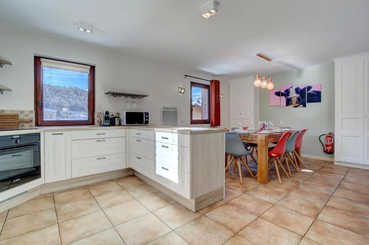 Montriond&Morzine, 4 bedroom ground floor apartment
